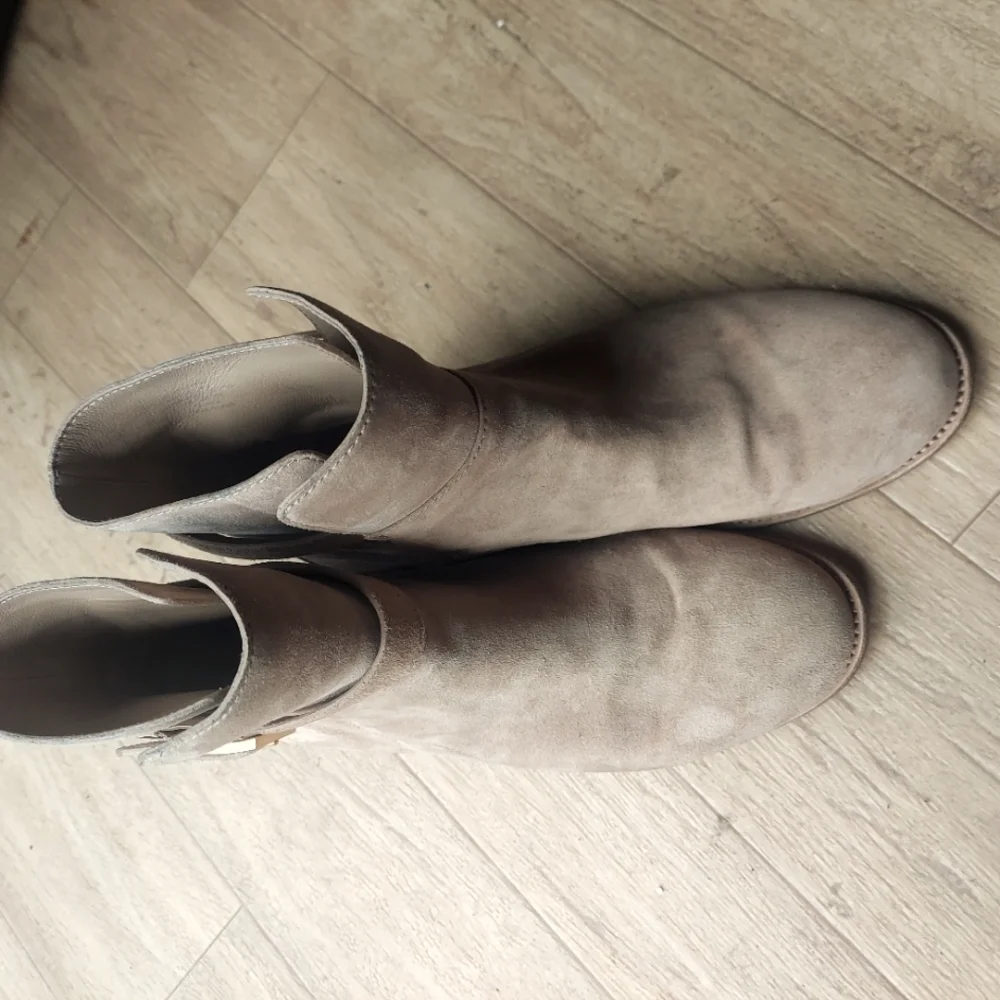 10m Tory Burch Brooke Ankle Bootie Beige Suede Moto Boots Womens‎